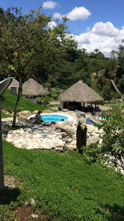Amuntai Rainforest Lodge Palora Esterno foto